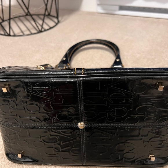 gorgeous , elegant and classic bag - Picture 8 of 14